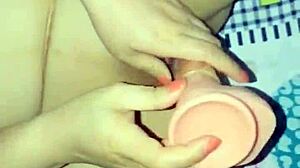 越南妹独玩自慰