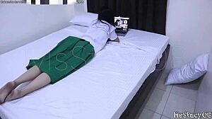 Nahuli Insan Watching Porn