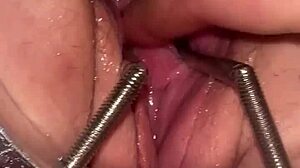 Pussy Stretching Extreme
