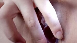 Opening Pussy Boldly