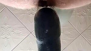 male dildo squirt