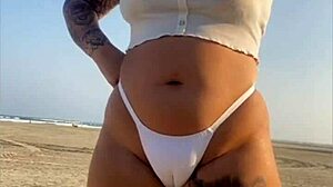 Beach Pussy Flash