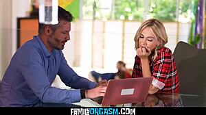 Teens Doggystyle Raunch