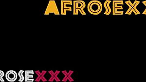 ebony masturbates tourist