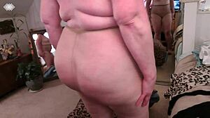 Curvy Pantyhose Model