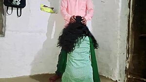 大学生嫩逼狂捅