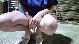 人妖户外玩假屌