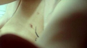 Boyfriend Wets Vagina