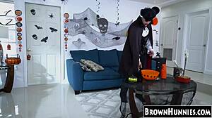 Chocolate Pussy Halloween