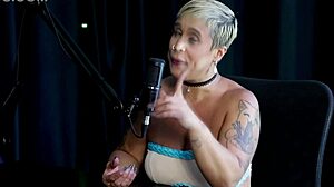 Blonde Massage Hookup