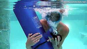 Underwater Dildo Blow