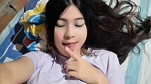 Colombian Dildo Masturbate