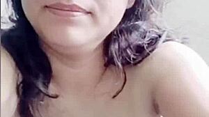 Aurora Hot Videocall